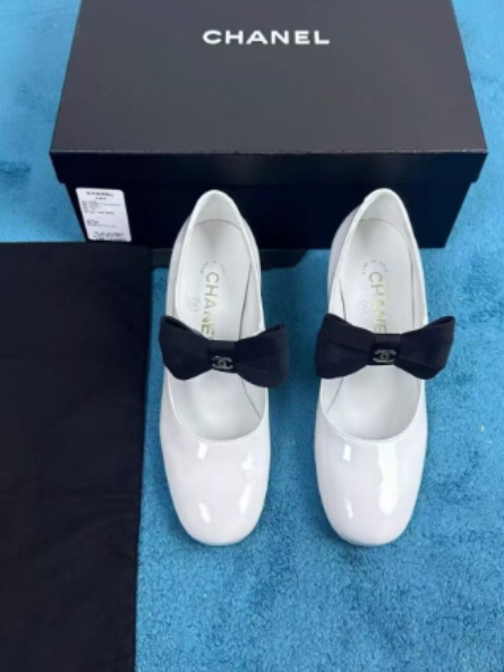 Chanel White Patent Leather Bow Mary Jane Heels